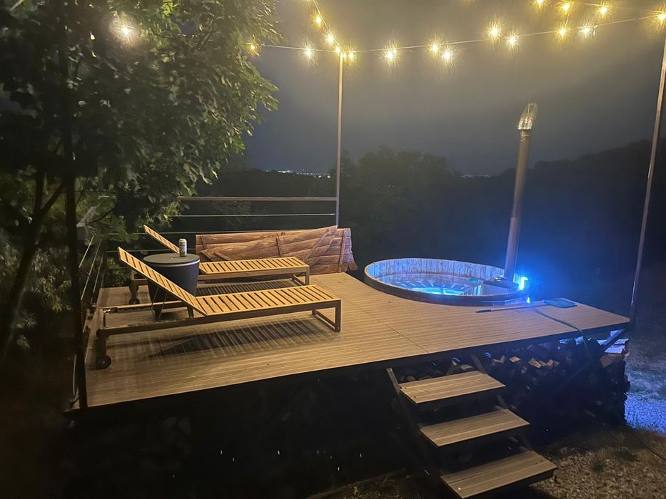 Inchiriem casute A / cabane / cabane A frame