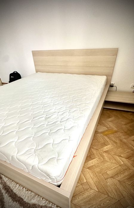 Кровать двуспальная