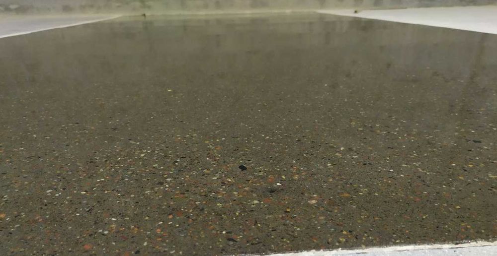 Шлифовка бетонного пола. Полиуретановые и эпоксидные покрытия.