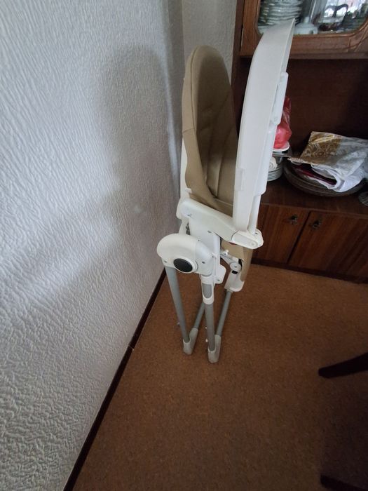 Детский стулчик для кормления