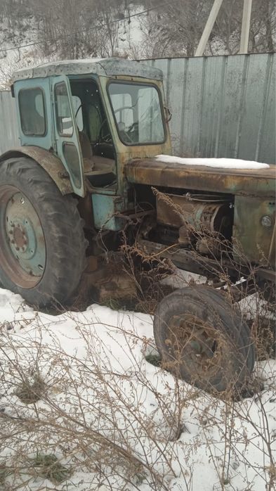 Продам 2 трактора Т-40 рабочем состоянии