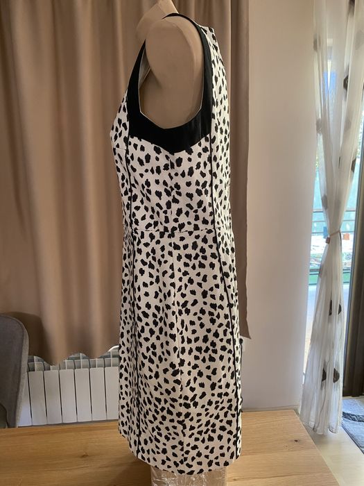 Vand rochie office(42)de la H&M.