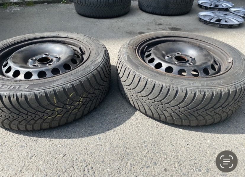 Vand anvelope si roti complete preturi incepand de la 100 lei