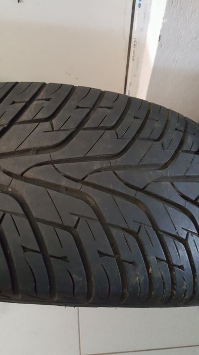 Гуми 275 40 20 ханкок