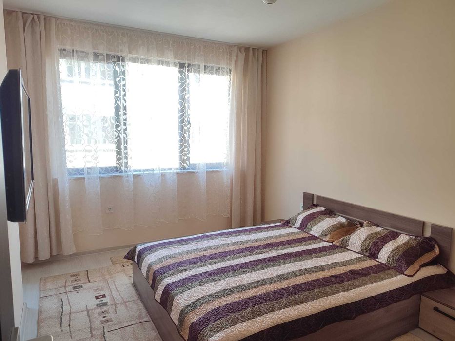 Дава се под наем Тристаен апартамент в Пловдив, Кючук Париж - 85 кв.м за 612 € - Снимка #17