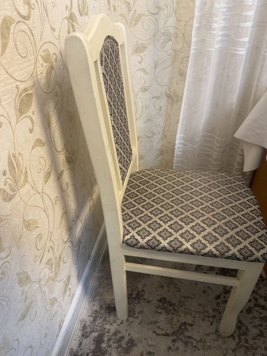 Продается Стулья