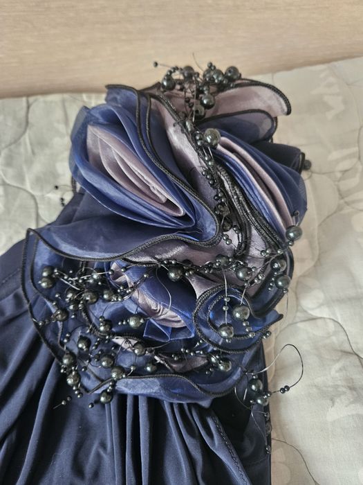 Вечерние коктельные платья