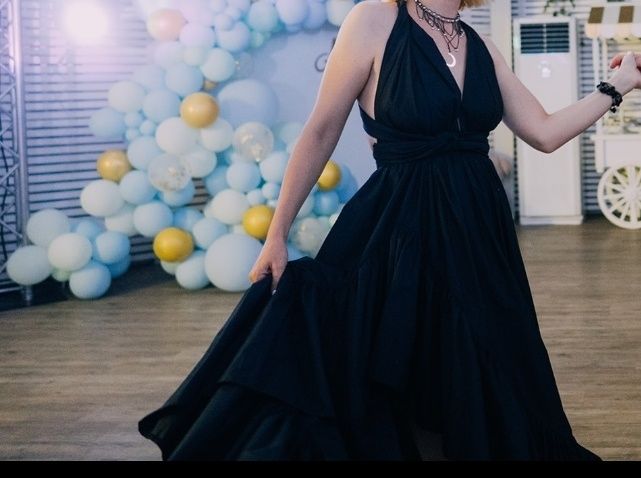 Rochie ampla de ocazie de la CLOCHE