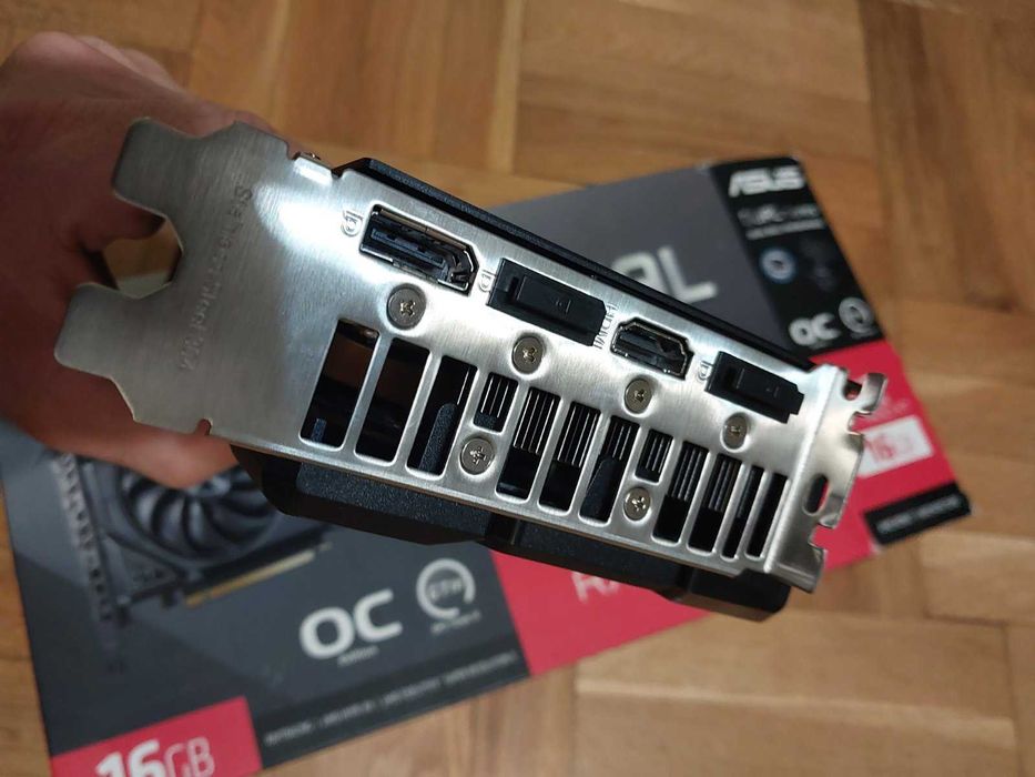 RX 7600XT 16GB - Asus Dual, XFX Speedster Quick 309, XFX Swift 210