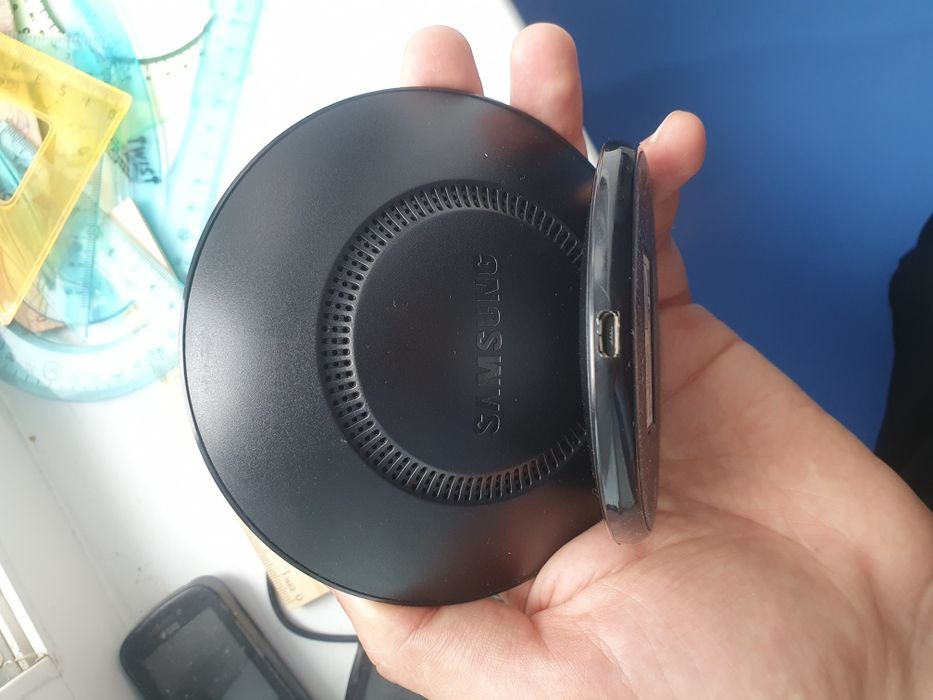 Безпроводная зарядка самсунг