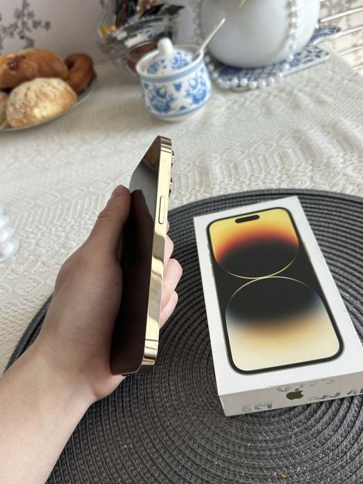 Iphone 14 pro в идеальном состоянии