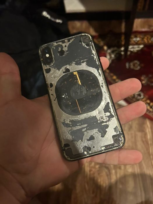 Vand iphone x bateria trebuie schimbata