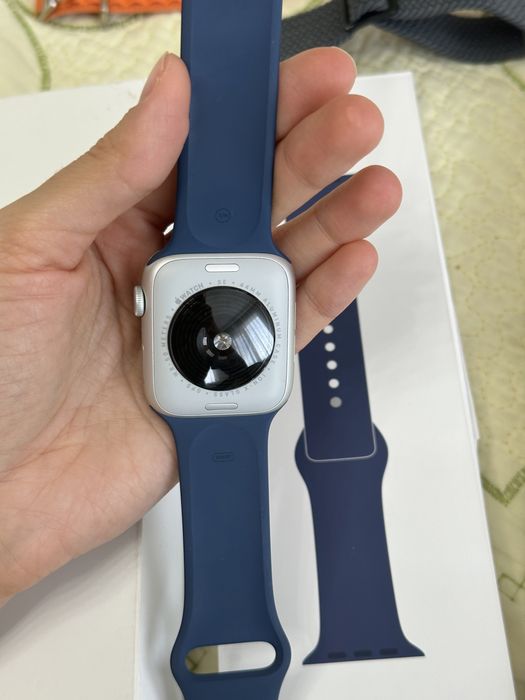 Продам Apple watch SE gen 2 44mm
