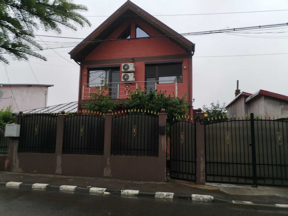 Casa P+1+M zona Progresul