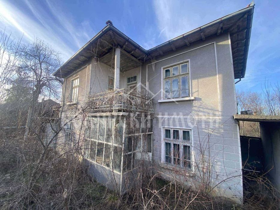 Продава се Къща в с. Ново село, Област Велико Търново - 200 кв.м за 69 €/кв.м - Снимка #1