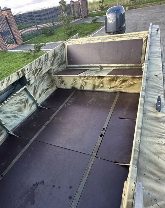 Продаётся Лодка Казанка 5М4 с мотором Yamaha 50