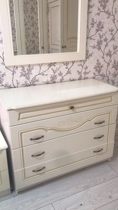 Спальный гарнитур сатылады продается