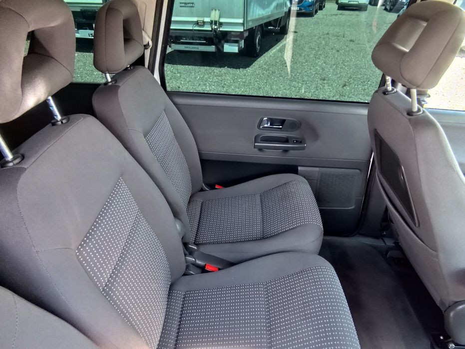 Seat Alhambra 7 LOCURI