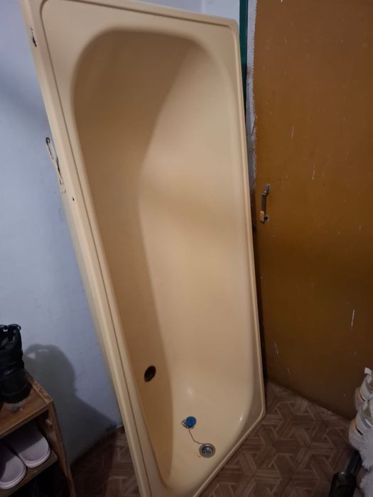 Продается ванна б/у