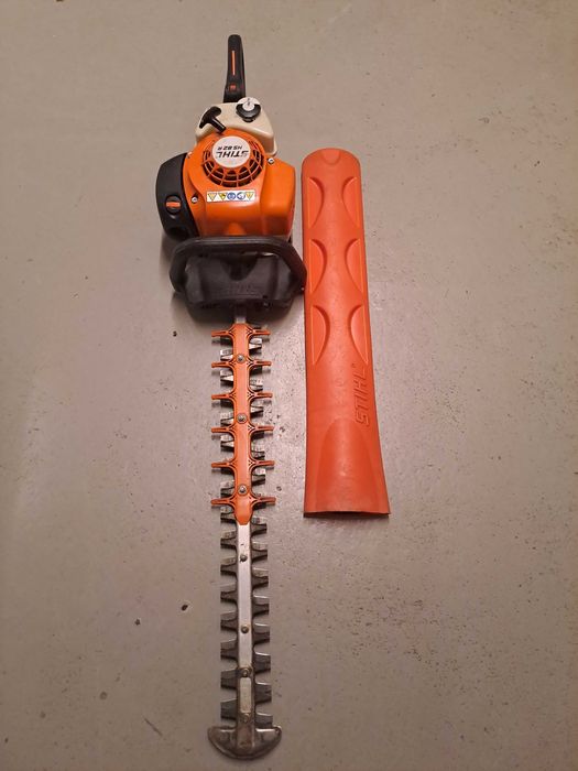 Stihl HS  82 R Foarfeca gard viu