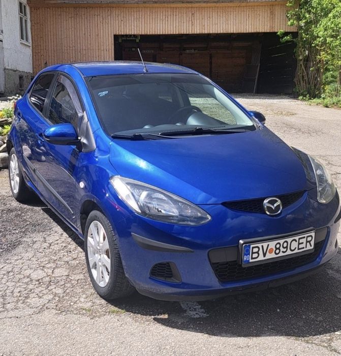 Mazda 2          Redus la 2500