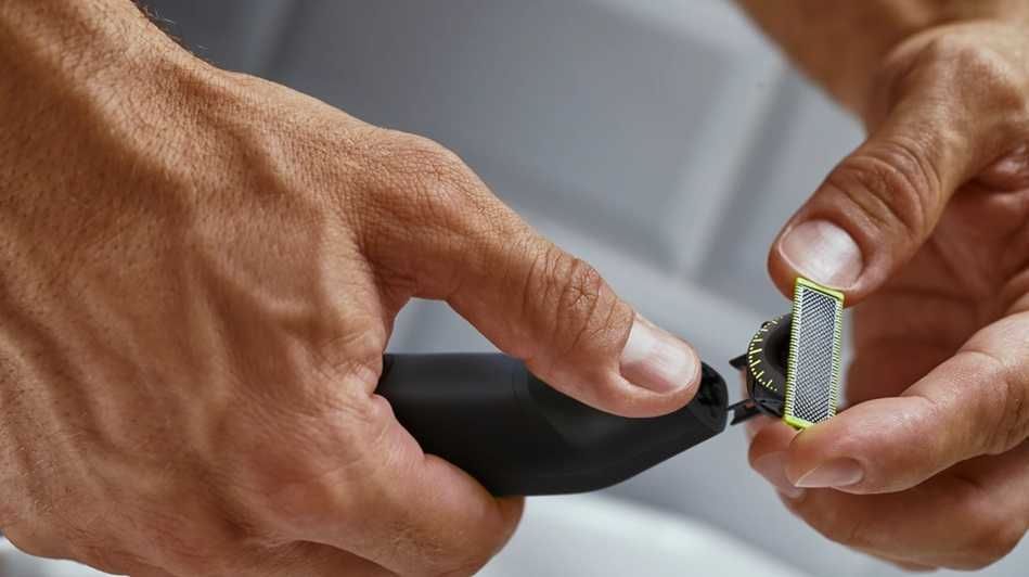 Хибридна самобръсначка Philips OneBlade Pro QP6542/15