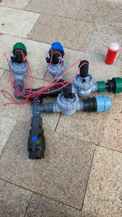 Peisagistica: tuns iarba, sisteme de irigat, intretinere gazon.