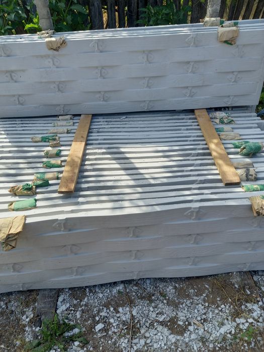 Gard beton foarte bine lucrat