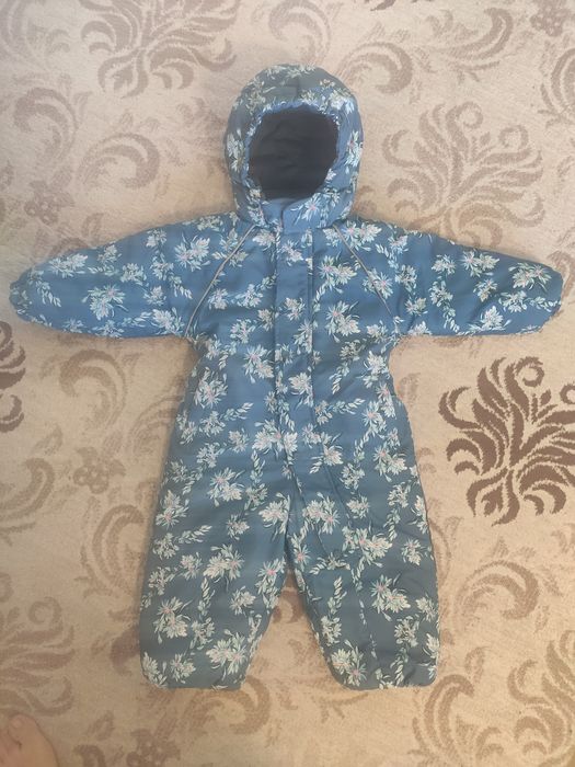 Продам детский комбинезон