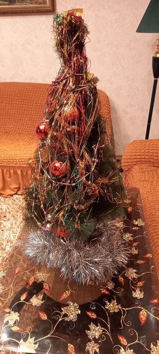 Елочные стеклянные игрушки