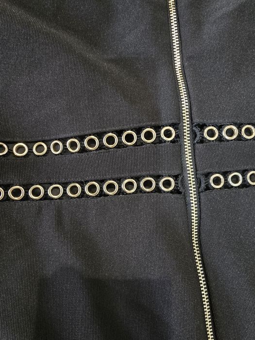 Рокля нова Guess