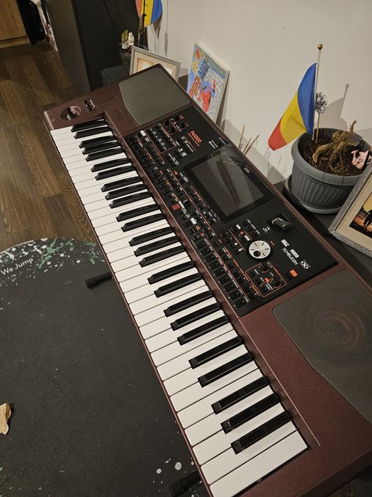 Korg pa 1000 noua cu garanție!