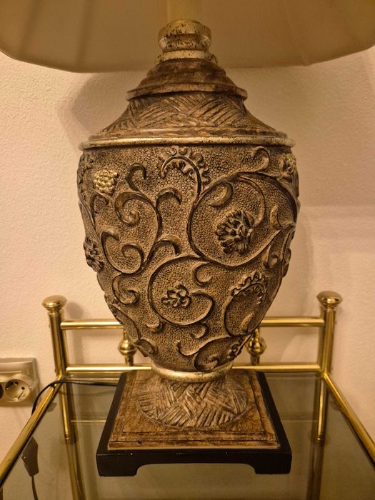 Veioza înaltă de 80 cm