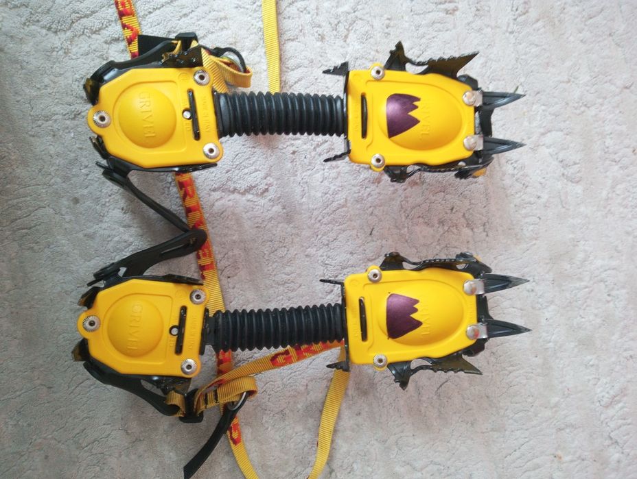 Colțari zapada alpinism/munte  Grivel Air Tech(rezervat)