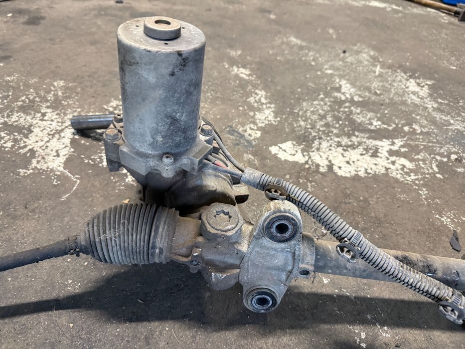 Casetă direcție electrică smart forfour  454 Mitsubishi colt z30  cu volan pe partea stângă
