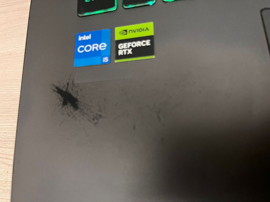 Продам ноутбук без торга