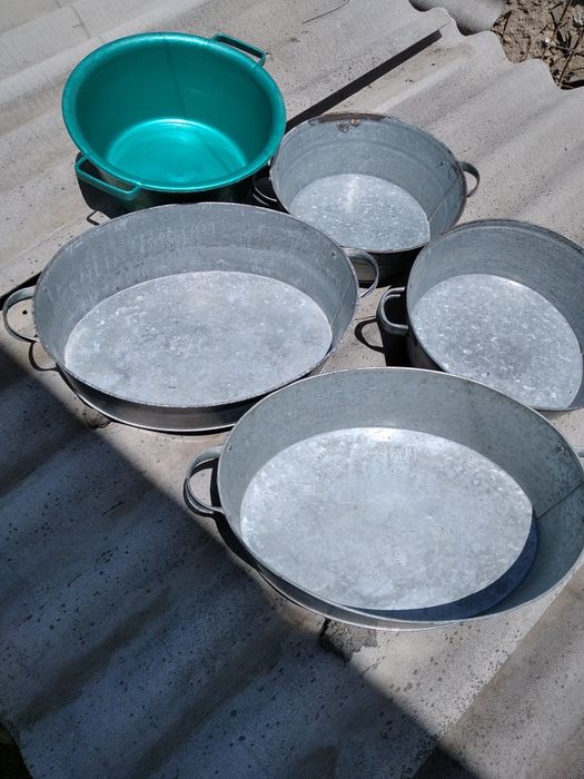 Бак оцинкованный 2 вида.