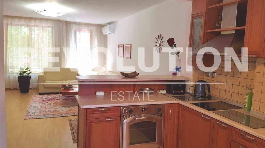 Дава се под наем Тристаен апартамент в Варна, Спортна зала - 85 кв.м за 700 € - Снимка #3