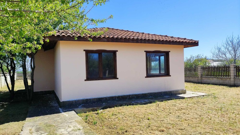 Продава се Къща в с. Селце, Област Добрич - 130 кв.м за 373 €/кв.м - Снимка #1