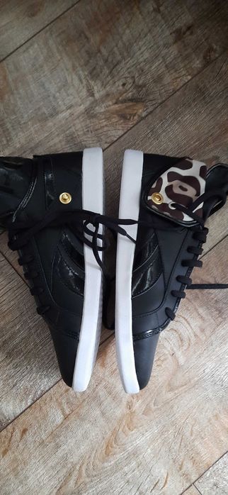 н.40 Reebok  sneakers