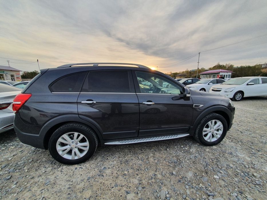 Chevrolet Captiva 3 pozitsiya