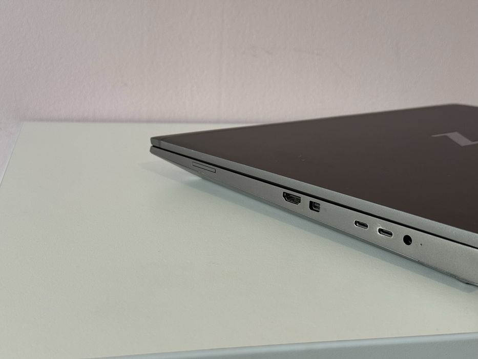 Лаптоп 17.3’FHD IPS RTX A5000 16GB Hp Zbook Fury G8 Core i7-11850H 64GB DDR4 1TB SSD