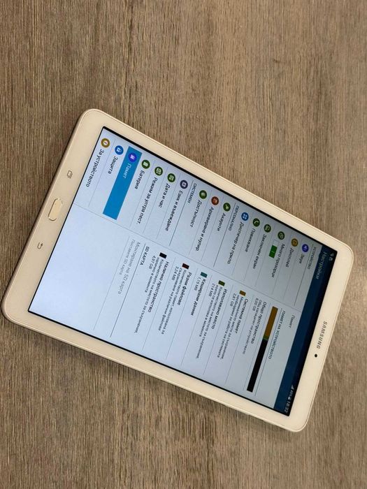 Таблет Samsung Galaxy Tab E