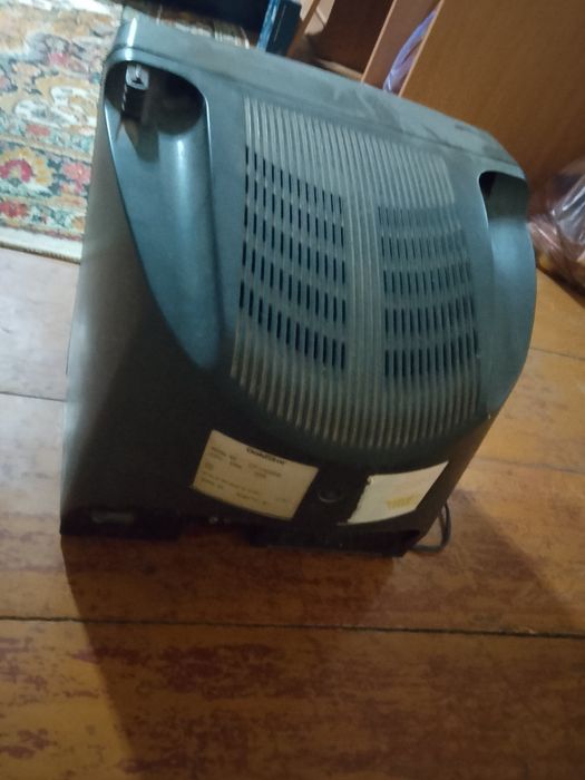 Продам телевизор