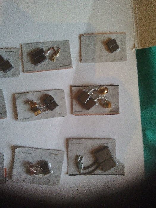 Carbuni perii colectoare