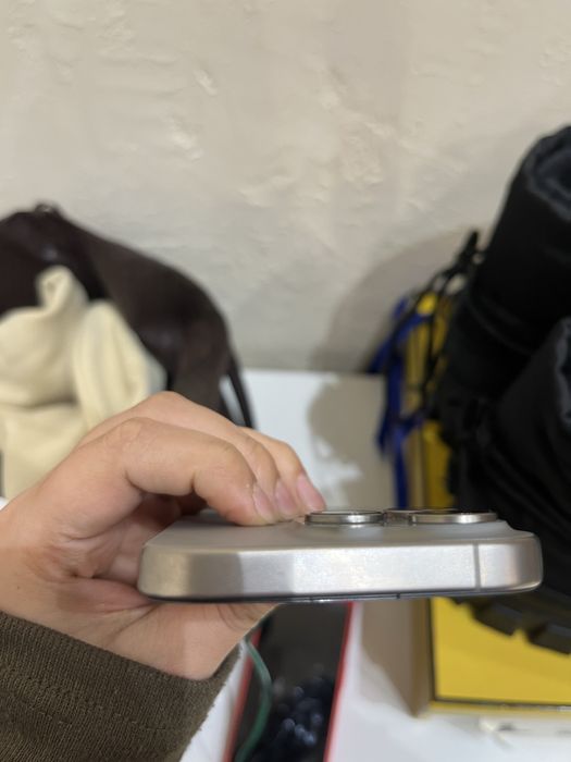Iphone 15pro titanium