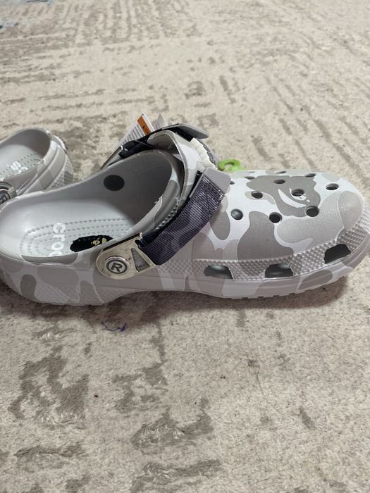 crocs Bape white