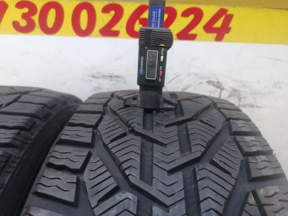 225/40/18 2* Srial iarna 92v dot 3020. 6,,66mm