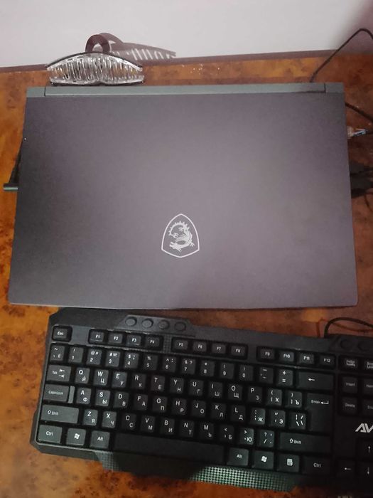 MSI cori5 igravoy notbuk