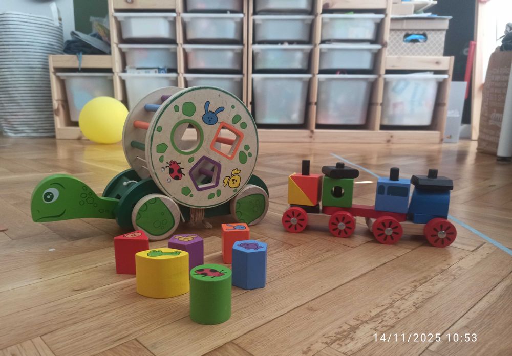 Детски дървени играчки